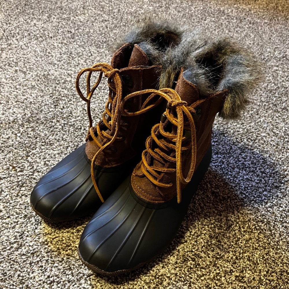 Classic Sperry Leather Duck Boots Size 7